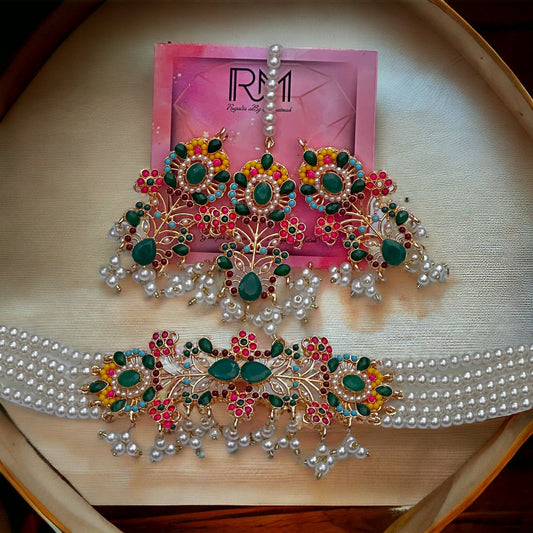 Green Nauratan Choker Set