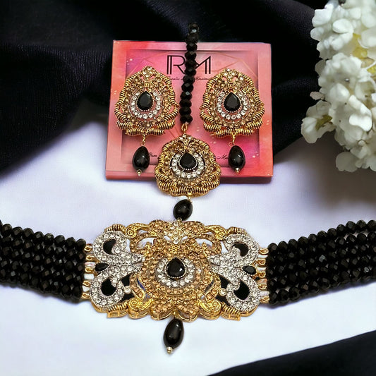 Black Gold Choker Set