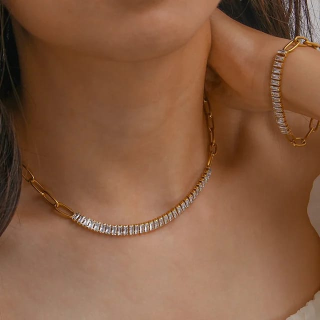 Eleganza Necklace